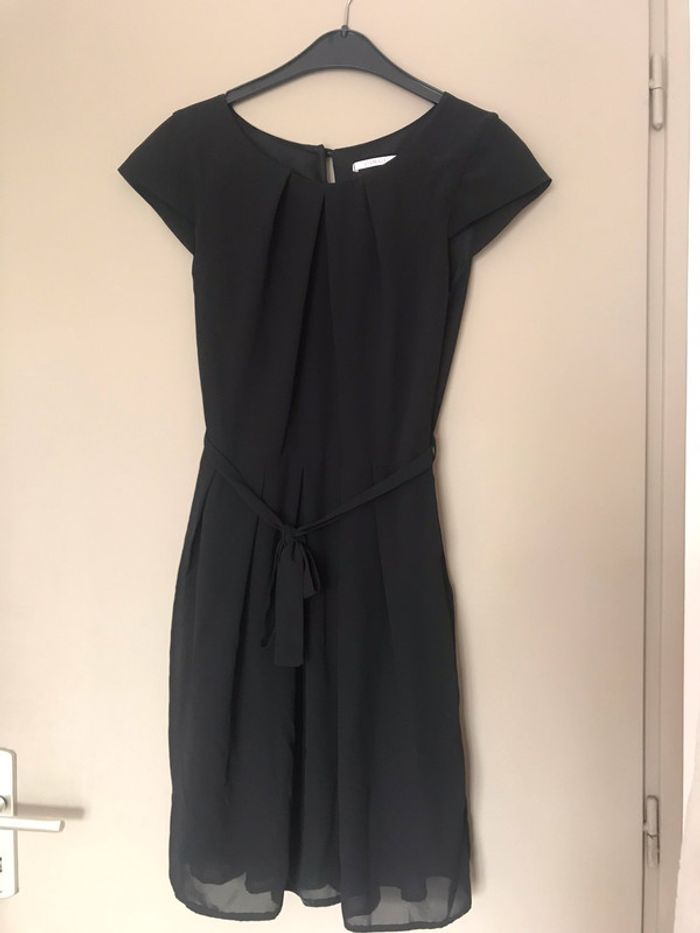 Robe noire