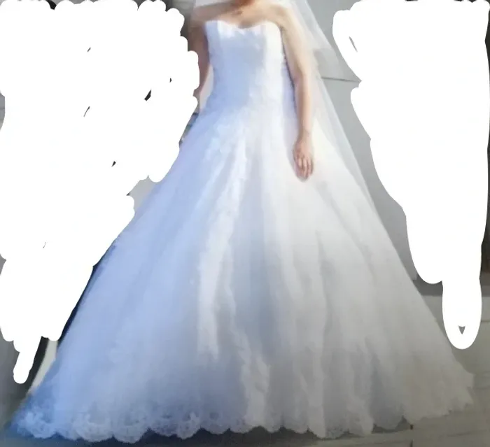 Robe de mariée T38 princesse avec bustier - photo numéro 2