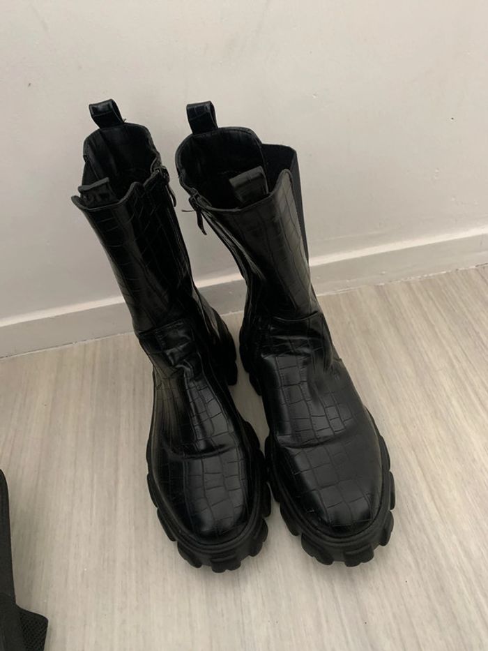 Bottines noires - photo numéro 2