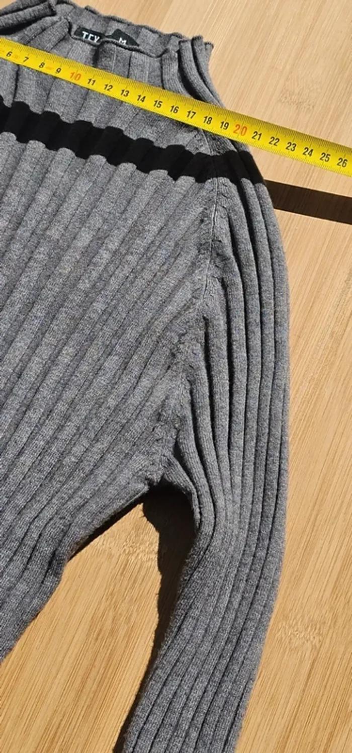 Pull Tex Moulan taille : M - photo numéro 6