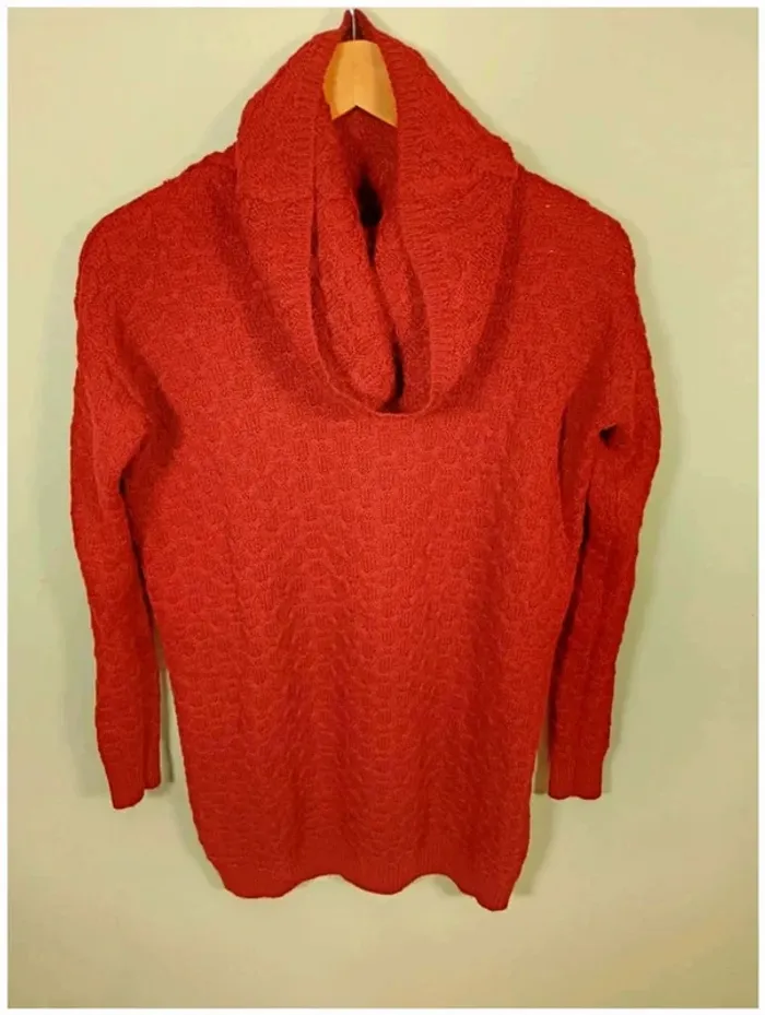 C20 pull bordeaux H&M XS
