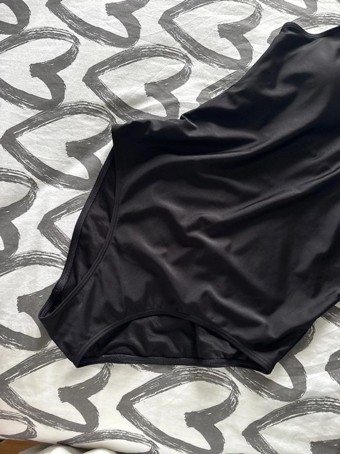 Maillot de bains 1 pièce - photo numéro 4