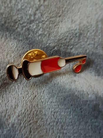 Pin's piqûre