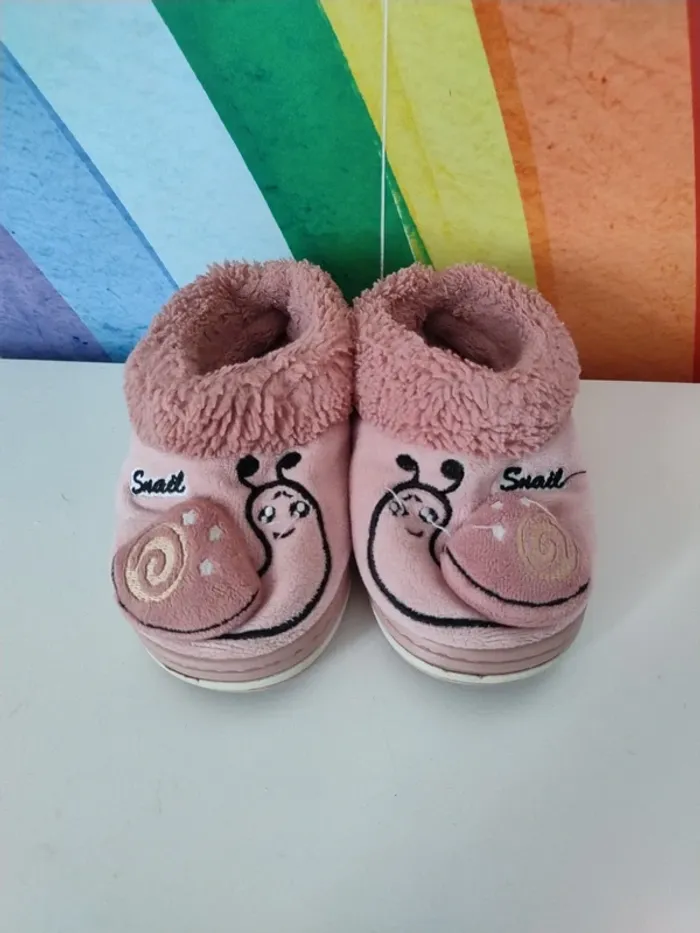 Pantoufles fille taille 24/25