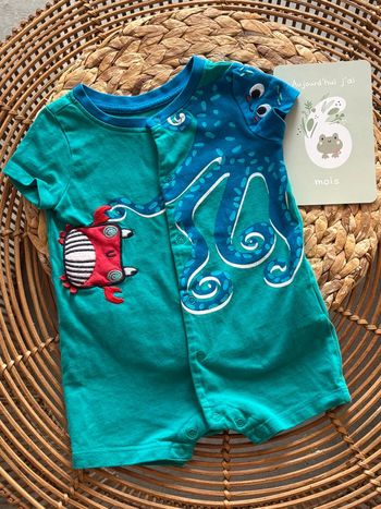 Combi short, barboteuse, taille six mois du pareil au même