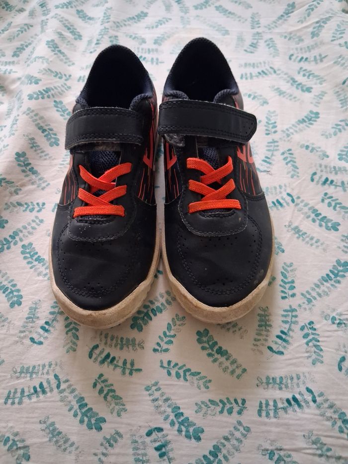 Basket bleu et orange pour garçon taille 31 - photo numéro 2