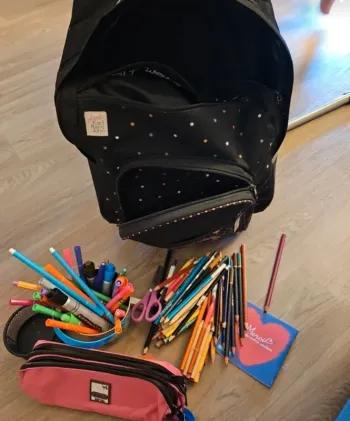 Cartable et trousse neuve
