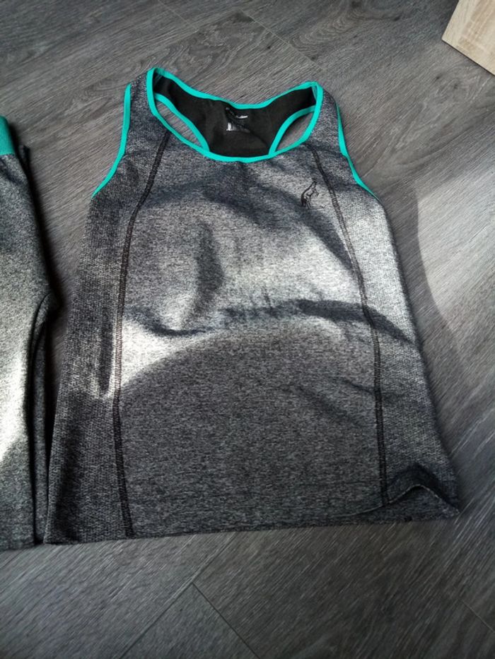 Ensemble sport L/XL - photo numéro 2