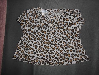 Tee-shirt, taille: 1 mois (Kitchoun) à 0,50 EURO