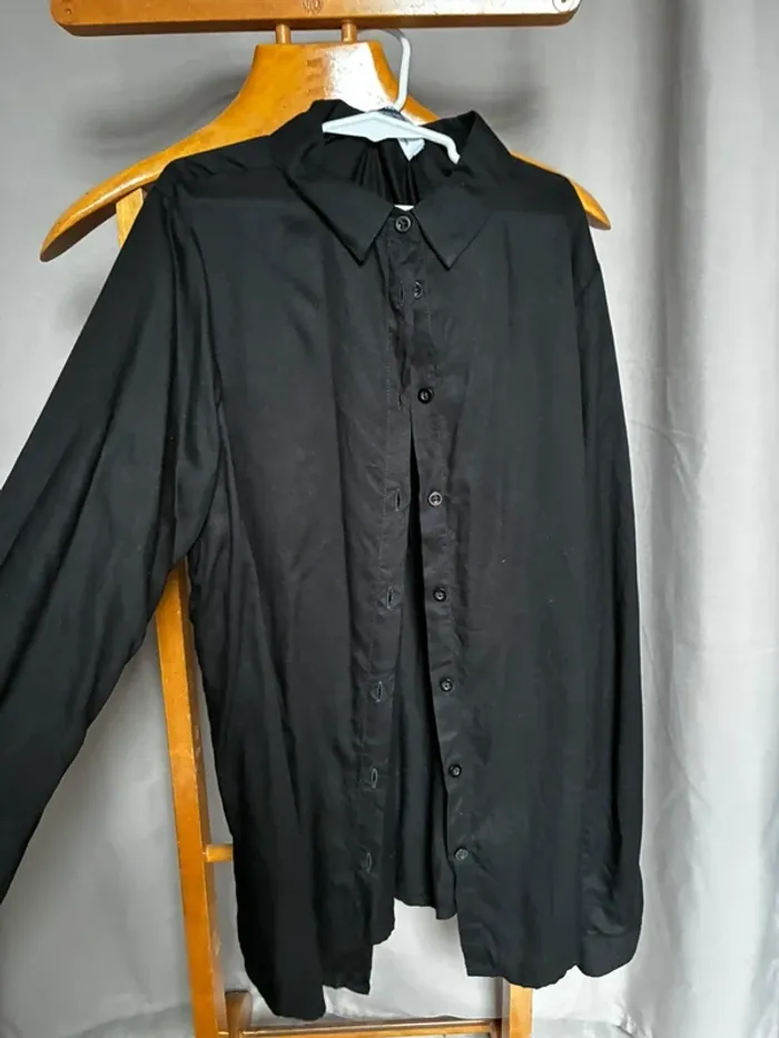 Chemise noir - photo numéro 3