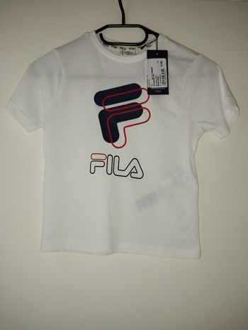 Tee shirt fils taille 5/6 ans