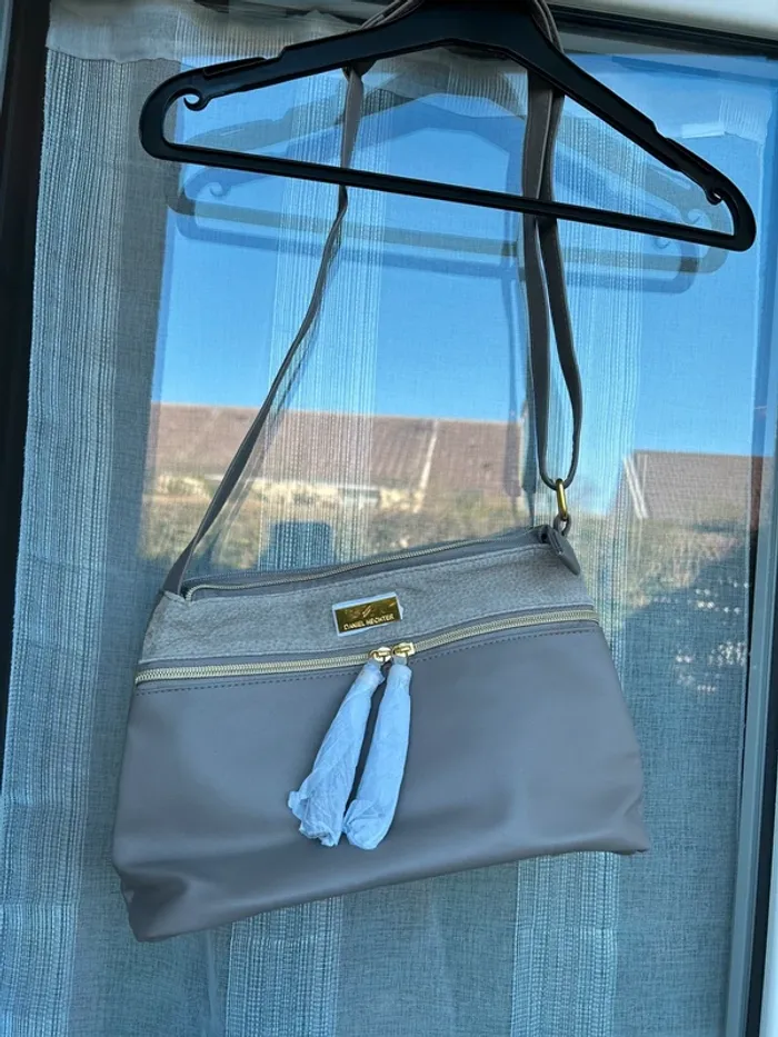 Sac bandoulière Daniel hechter