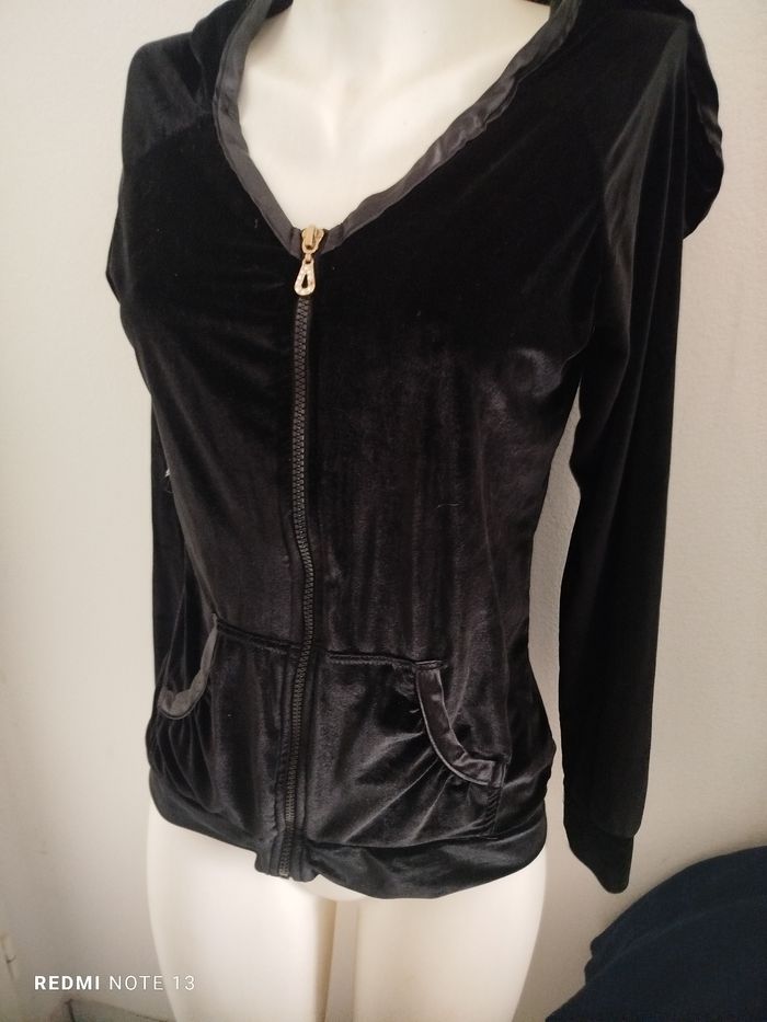 #kytie40femme. Veste a capuche taille 40
