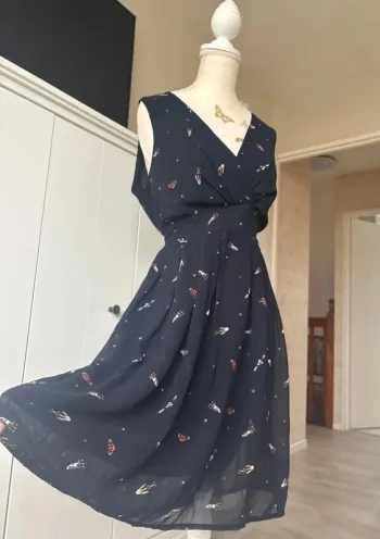 Robe légère d’été la fée maraboutee 36 classe