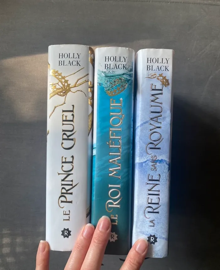 Trilogie le prince cruel holly black collector - photo numéro 7