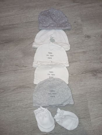 Lot bonnet+ mouffle