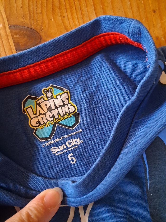 T.shirt garçon - 5 ans - Lapin Crétin - photo numéro 2