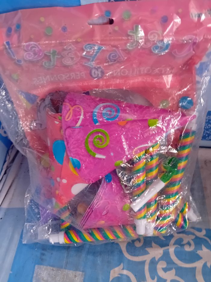 Sachet de fête neuf - photo numéro 2