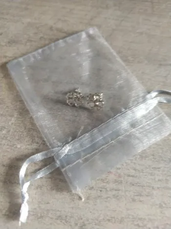 Boucle d'oreille trèfle