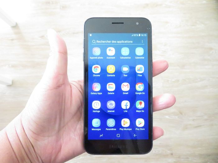 Téléphone Samsung J2 core noir - 16 Go - photo numéro 5