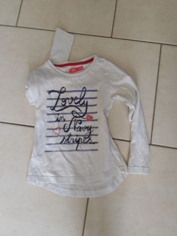 Tee shirt manches longues taille 6a