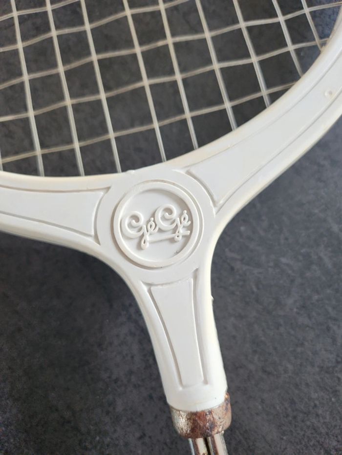 Ancienne raquette de badminton - photo numéro 2