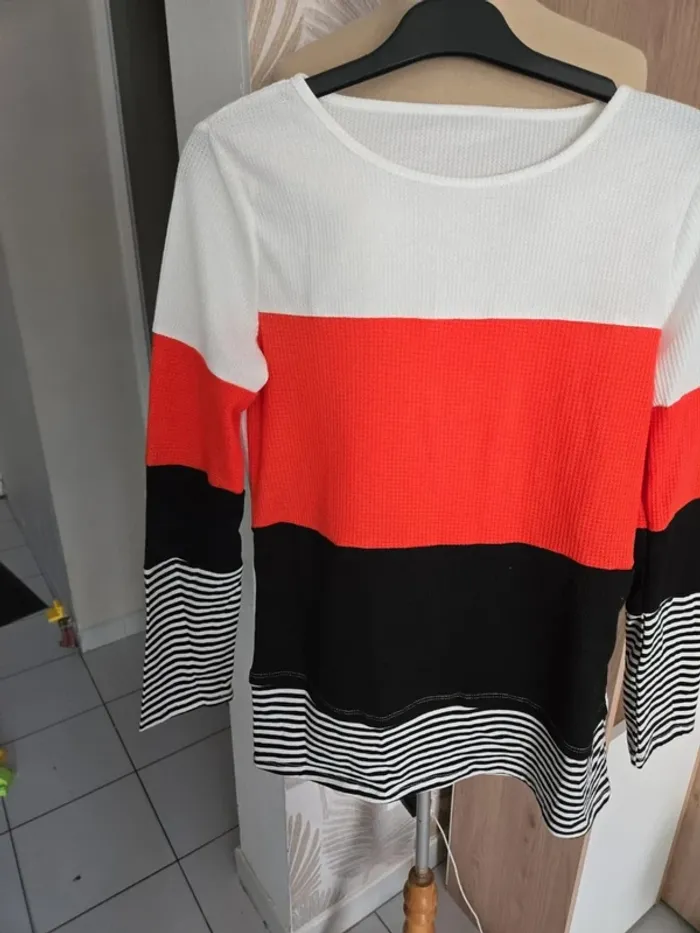 Pull ete fin neuf S - photo numéro 2