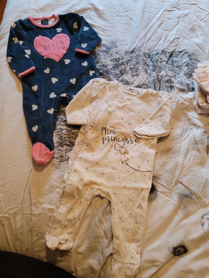 Lot 7 pyjamas - photo numéro 4