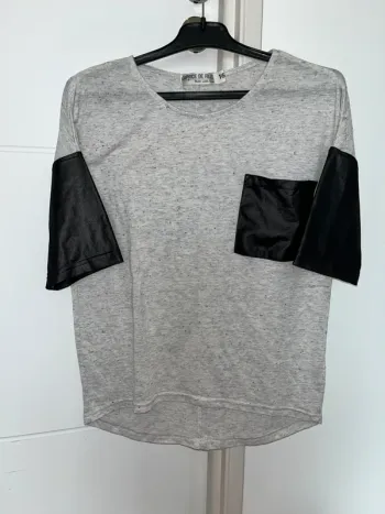Top / t-shirt bi matière XS / 16 ans