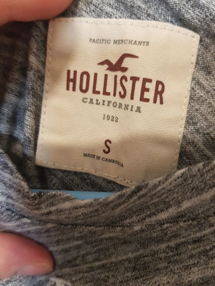 T-shirt Hollister - photo numéro 3