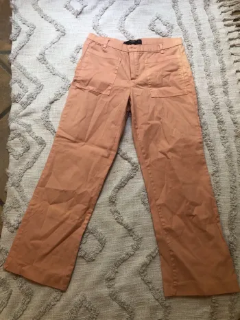 Pantalon court couleur saumon mango taille 36