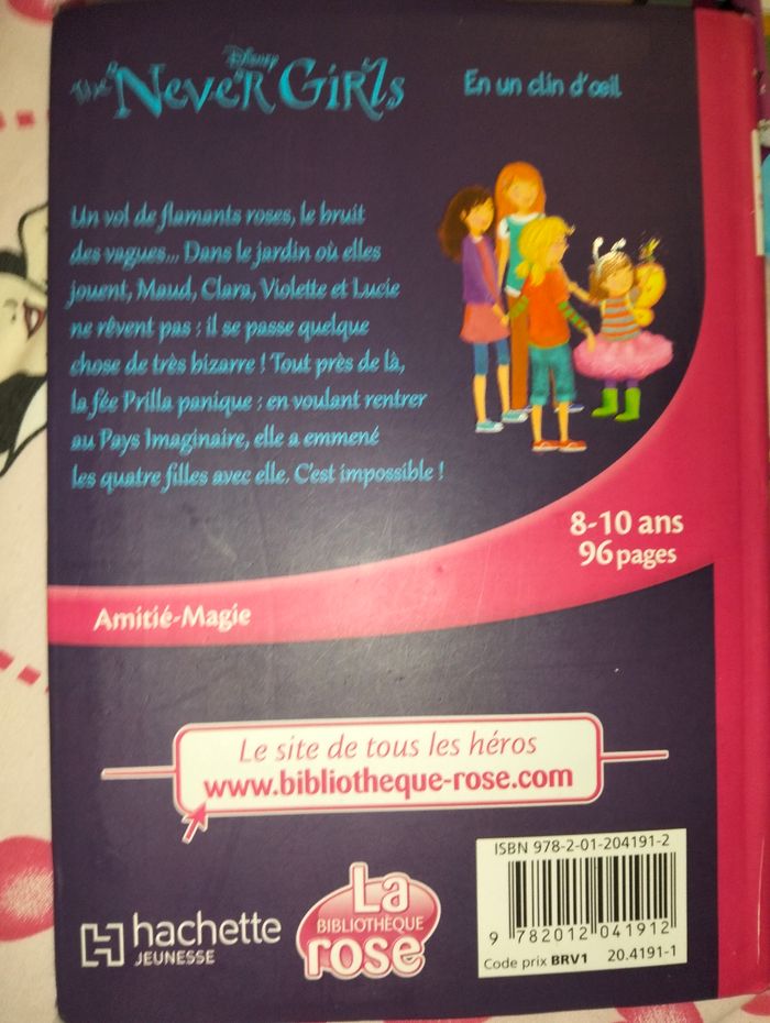 Lot Livre "the never girls " - photo numéro 4