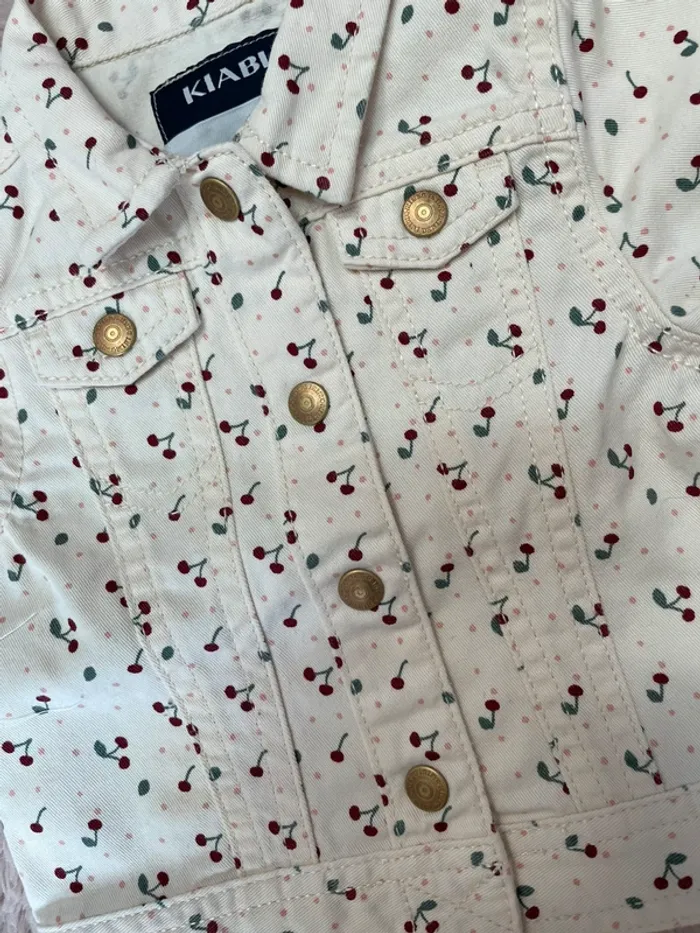 Veste en jean cerises🍒 - photo numéro 4
