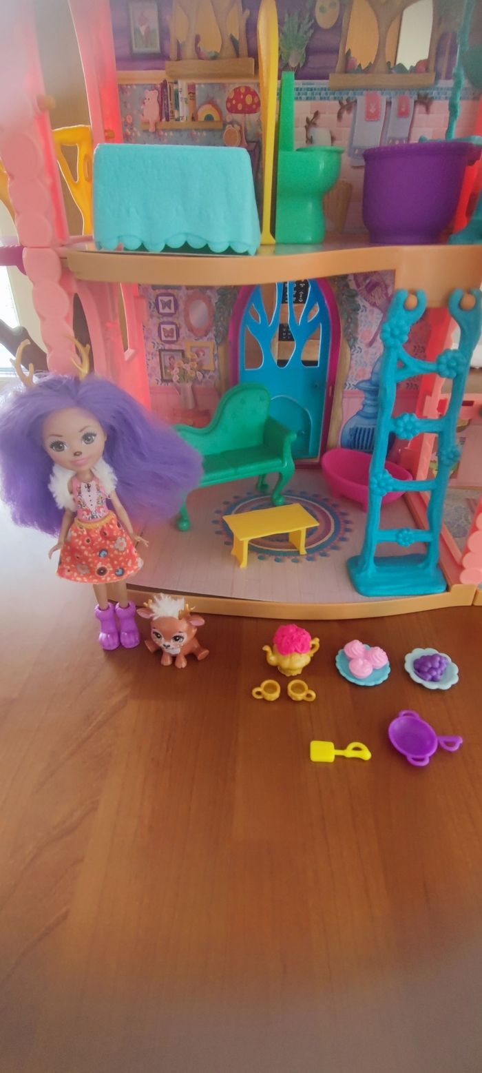 Maison enchantimals avec poupée et accessoires - photo numéro 7
