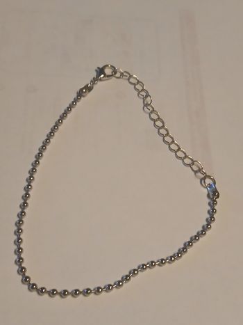 Bracelet avec petites boules argenté