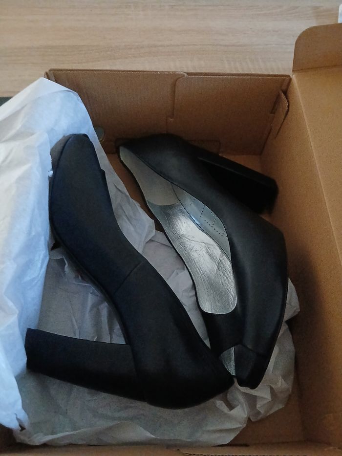 Escarpins de luxe Freelance, 40 - photo numéro 4