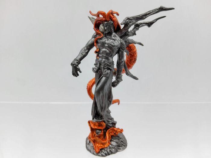 Figure Final Fantasy Creatures Vol.2 – Adel Metallic Color