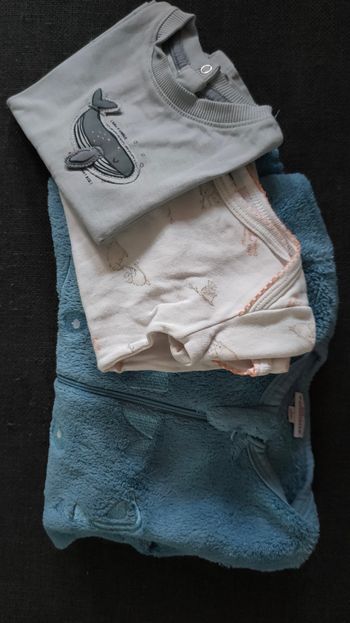 Lot vêtements bébé