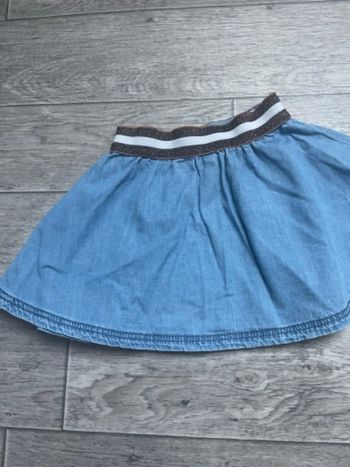 Jupe jean souple. Z 3 ans