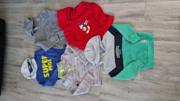Lot de 5 pulls garçon, taille 6 ans
