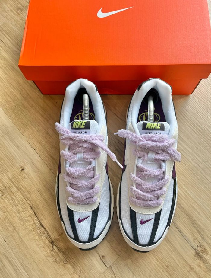 Nike Initiator Blanc Violet 41 Fluffy - photo numéro 3