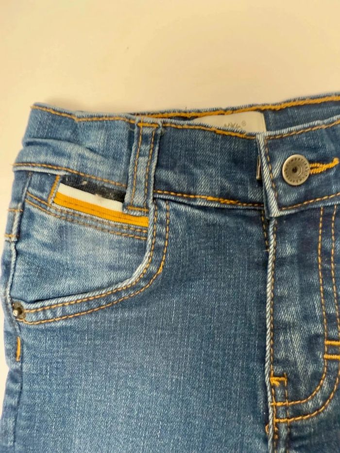 Jeans Timberland bébé garçon taille 6 mois parfait état - photo numéro 2