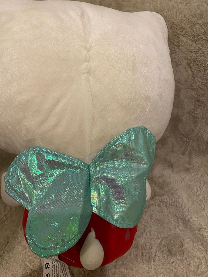 Grande peluche hello kitty fraise - photo numéro 2