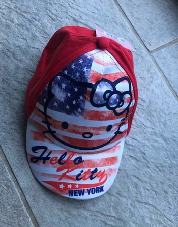 194 - casquette hello kitty