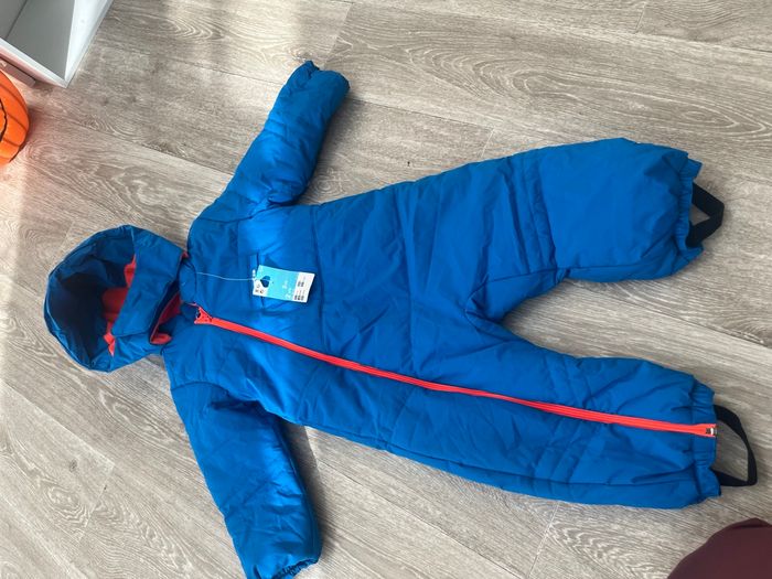 Combinaison de ski  2 ans neuve - photo numéro 3