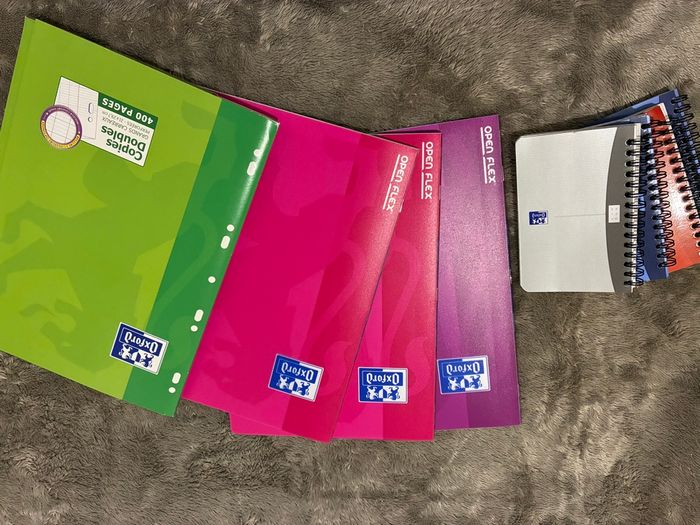 Lot de fournitures Oxford