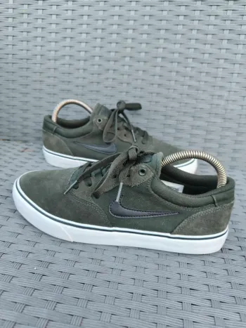 Baskets tissu homme Nike SB Chron 2 kaki Taille 42