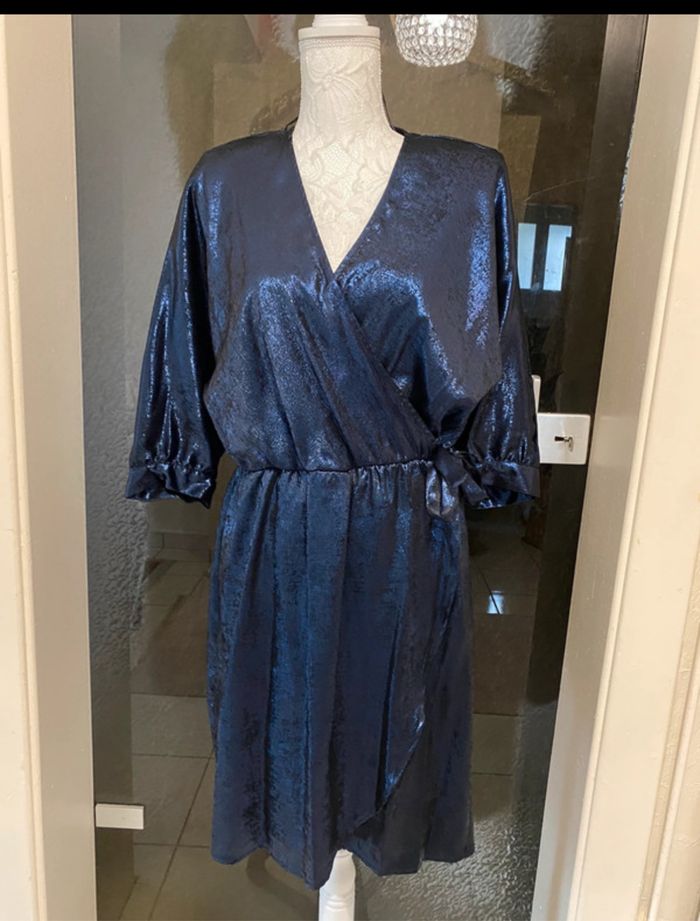 Robe chics bleu Neuf t40