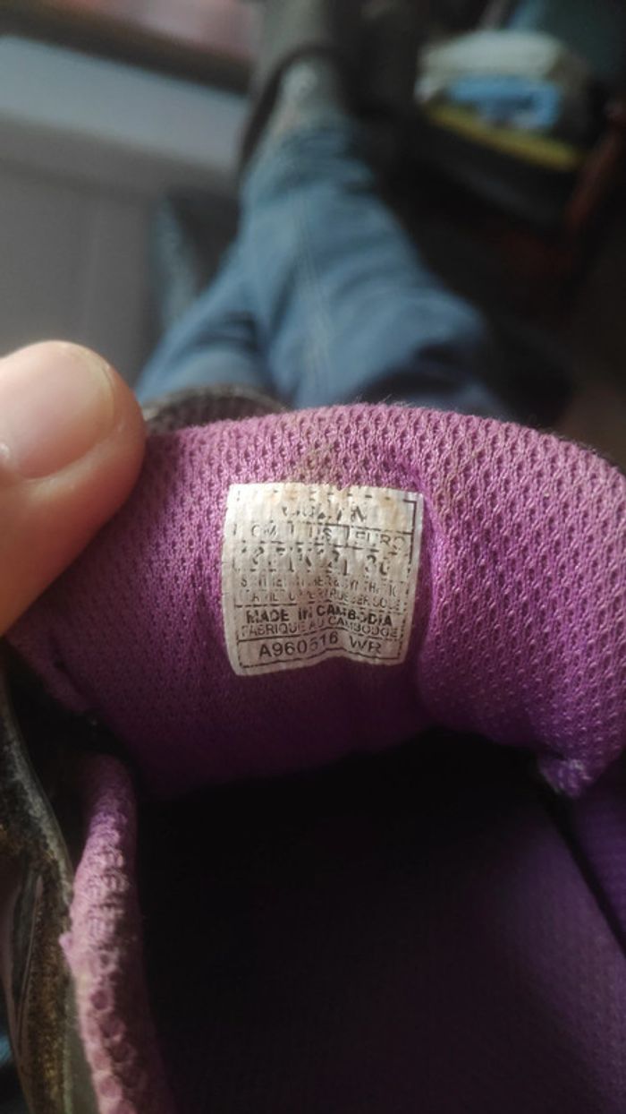 Basket fille Asics pointure 30 - photo numéro 6