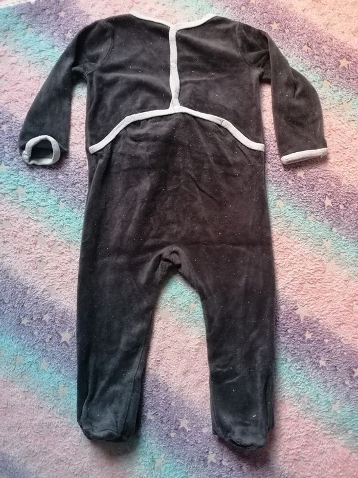 Pyjama 1 pièce fille taille 24 mois - photo numéro 2